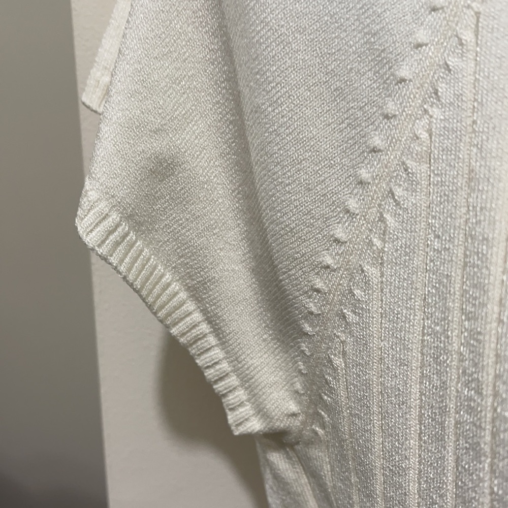 Ivory Nine & Co Top - Picture 3 of 6